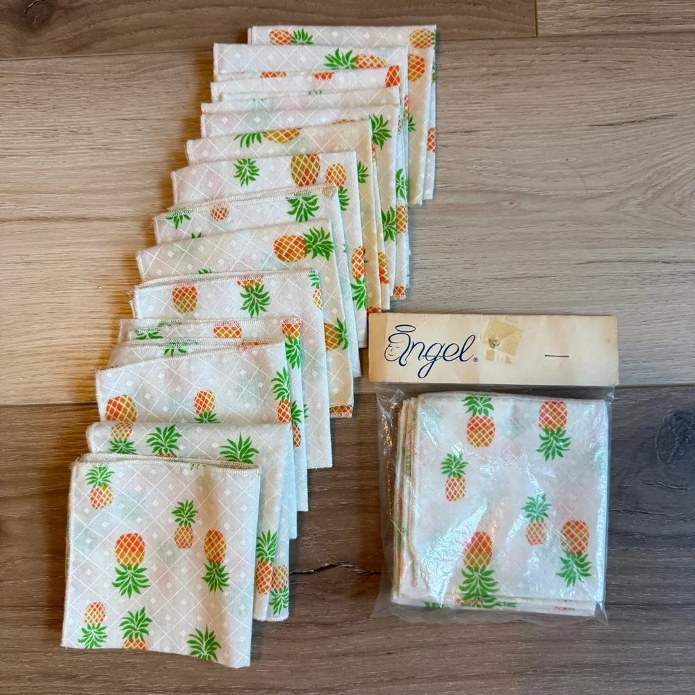 Vintage‎ Angel Pineapple Print Napkins